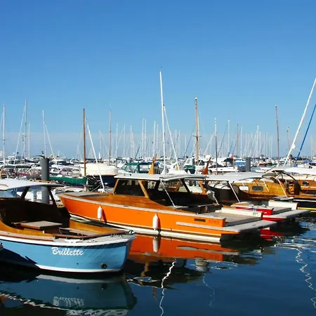 T3 Avec Terrasse Et Wifi, Proche Port A - Fr-1-420-142 * آركاشو